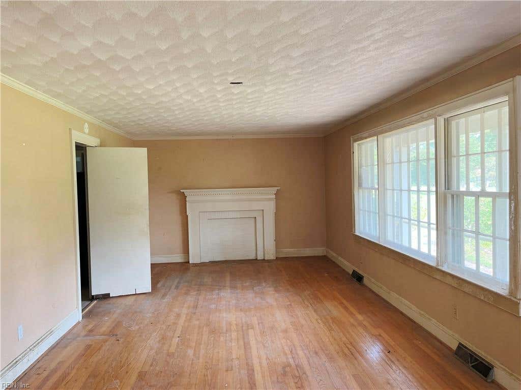 Photo of 1005 Queen Street, Edenton, NC 27932 (MLS # 10651008)