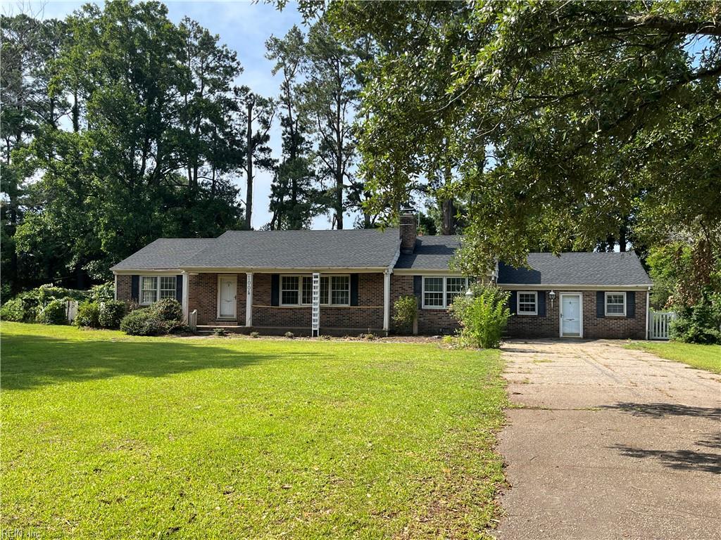 Photo of 1005 Queen Street, Edenton, NC 27932 (MLS # 10651008)