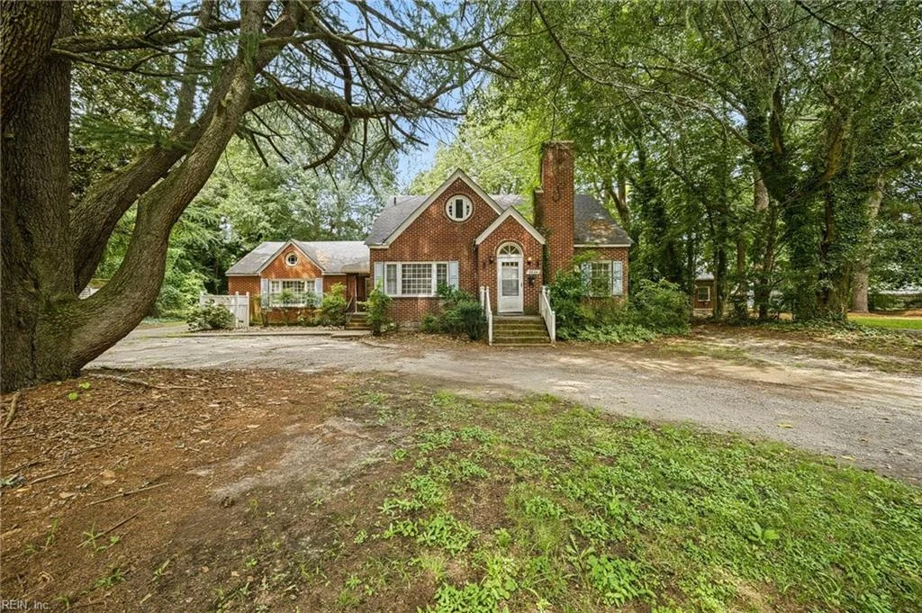 3824 Turnpike Road, Portsmouth, VA, 23701