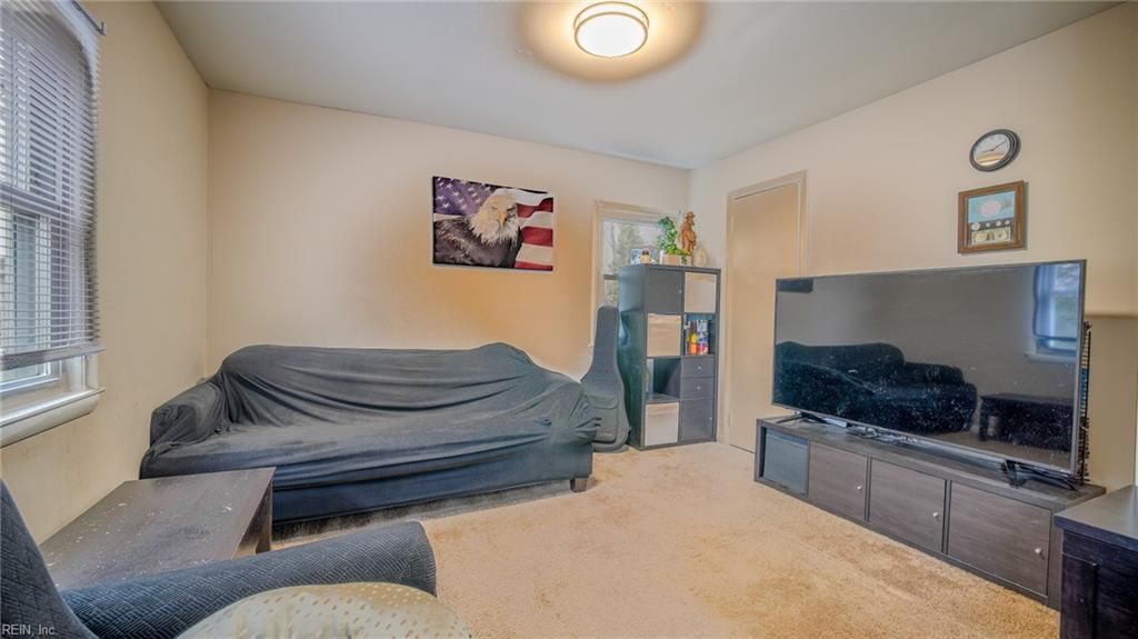 Photo of 60 Sycamore Avenue, Newport News, VA 23607 (MLS # 10622734)