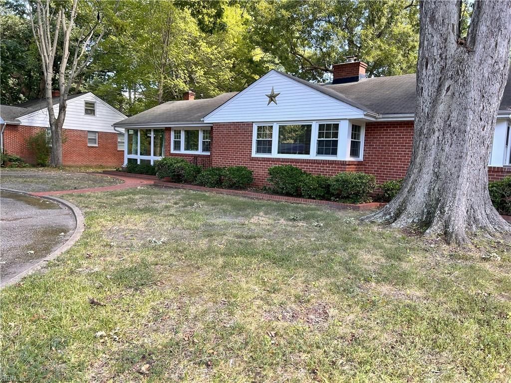 Photo of 133 Nelson Drive, Newport News, VA 23601 (MLS # 10622831)