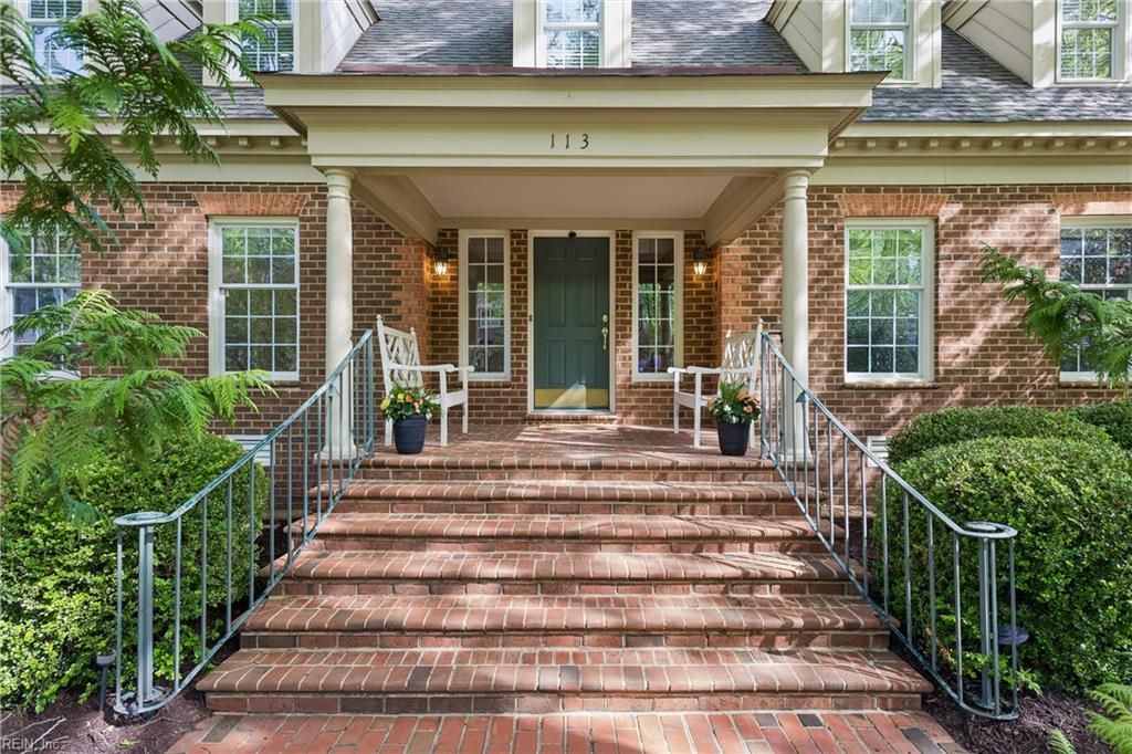Photo of 113 Quantico Loop, Yorktown, VA 23693 (MLS # 10630456)
