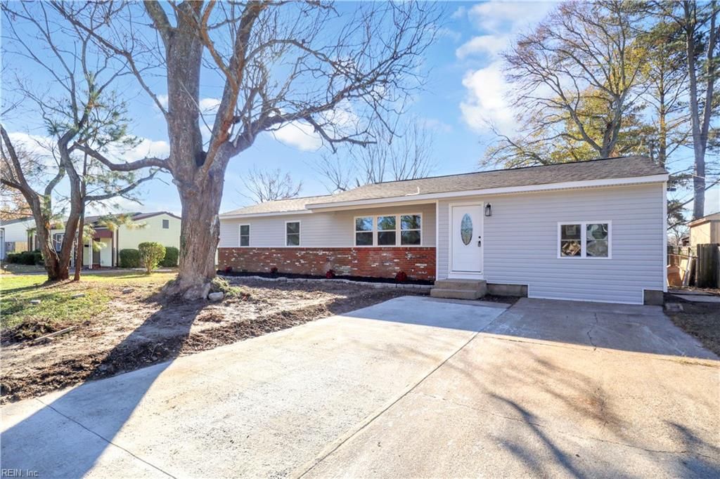 Photo of 3133 Ashlawn Terrace, Virginia Beach, VA 23452 (MLS # 10613258)