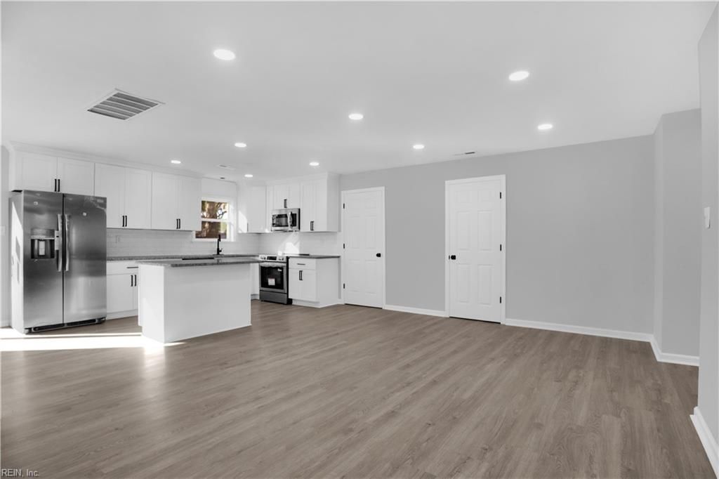 Photo of 3133 Ashlawn Terrace, Virginia Beach, VA 23452 (MLS # 10613258)