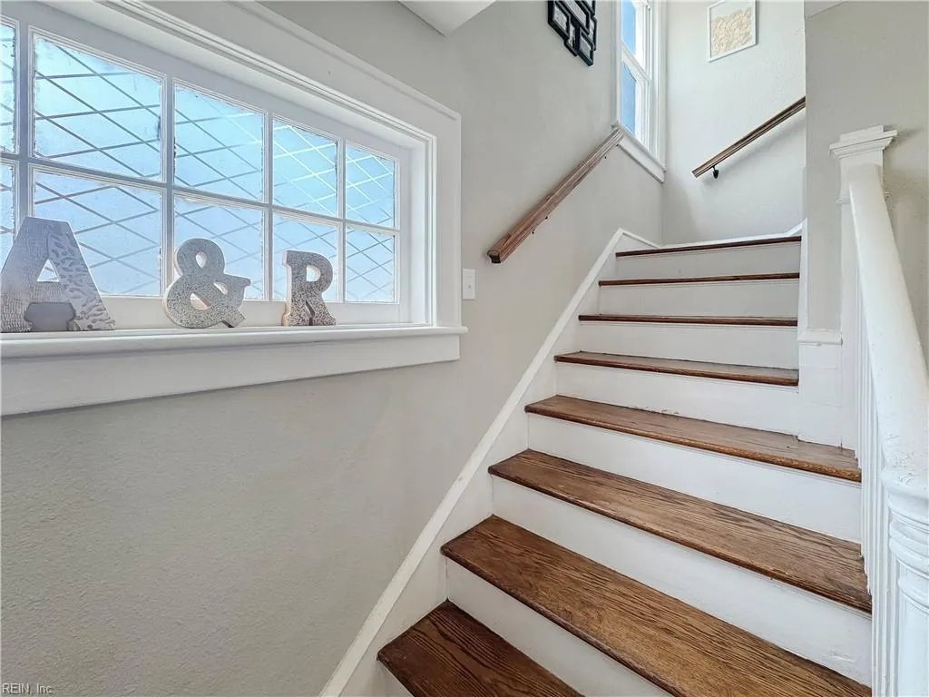 Newport News, Virginia 23607, United States, 3 Bedrooms Bedrooms, ,3 BathroomsBathrooms,Residential,Pending,145833