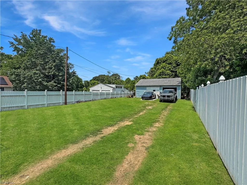 Newport News, Virginia 23607, United States, 3 Bedrooms Bedrooms, ,3 BathroomsBathrooms,Residential,Pending,145833