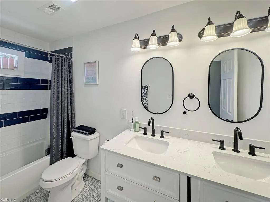 Newport News, Virginia 23607, United States, 3 Bedrooms Bedrooms, ,3 BathroomsBathrooms,Residential,Pending,145833