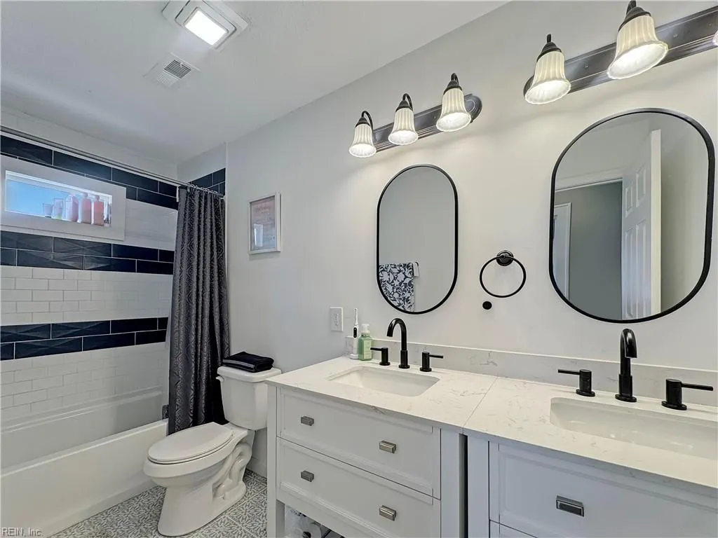 Newport News, Virginia 23607, United States, 3 Bedrooms Bedrooms, ,3 BathroomsBathrooms,Residential,Pending,145833