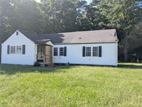 Photo of 12050 Greenbrier Lane, Smithfield, VA 23430 (MLS # 10605042)