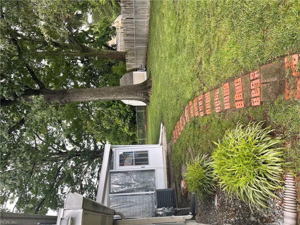 5972 Lockamy LN