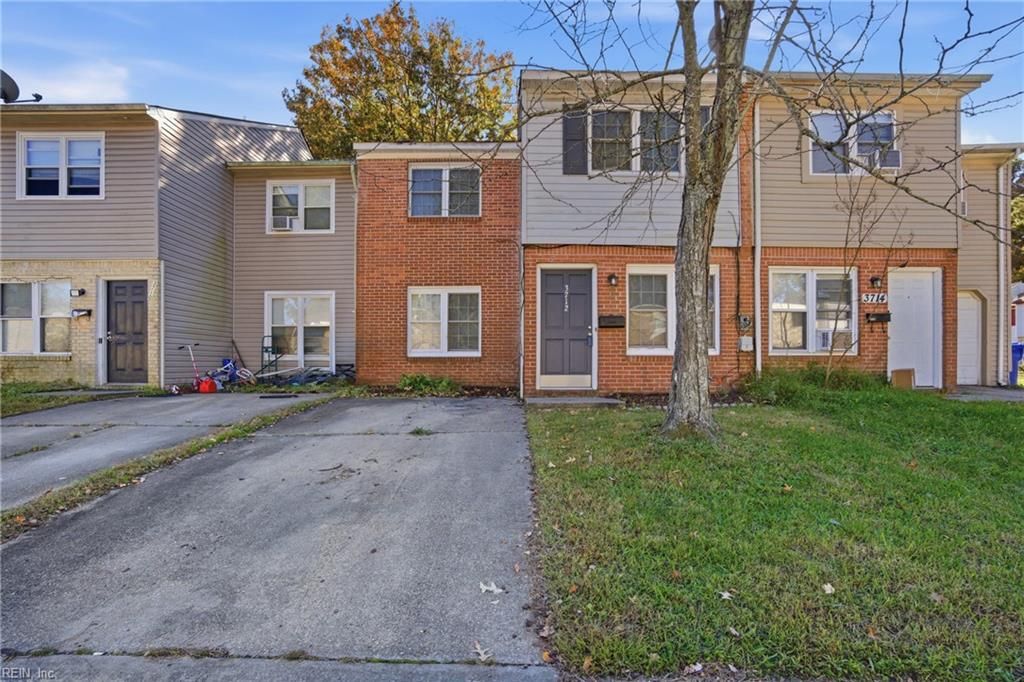 Photo of 3712 Bancroft Drive, Virginia Beach, VA 23452 (MLS # 10621045)