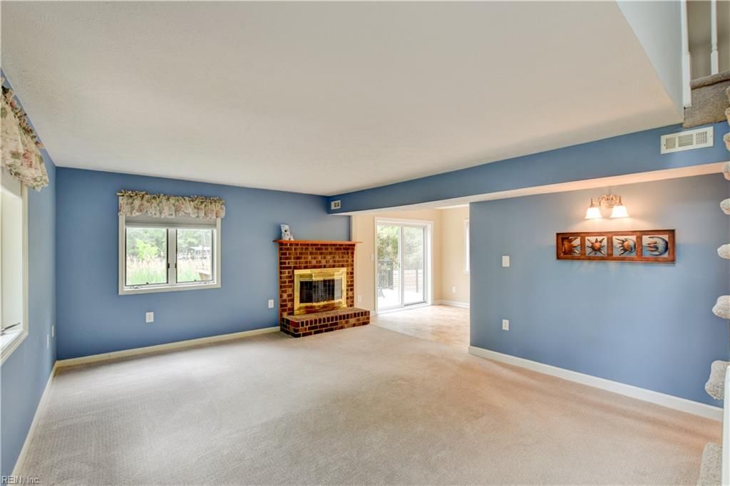 Photo of 246 Hunts Neck Road, Poquoson, VA 23662 (MLS # 10634030)