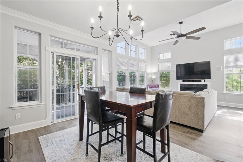 3009 Bay Shore LN