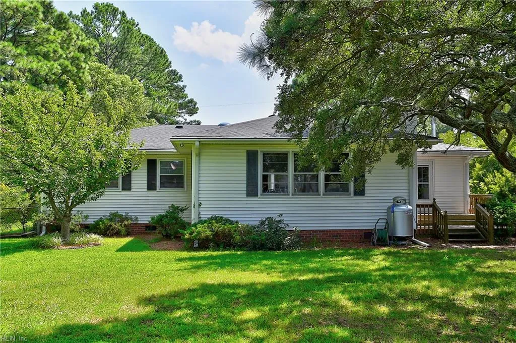 Virginia Beach, Virginia 23451, United States, 3 Bedrooms Bedrooms, ,2 BathroomsBathrooms,Residential,Pending,182012