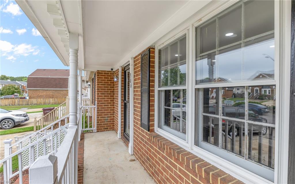 306 San Roman DR