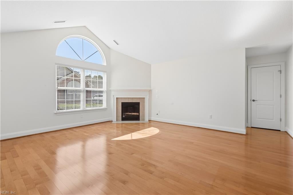 Photo of 326 Garman Loop, Yorktown, VA 23690 (MLS # 10654161)