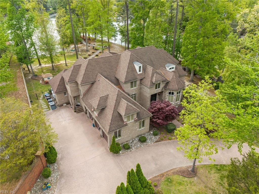 Photo of 4016 Wheelgate Lane, Virginia Beach, VA 23455 (MLS # 10630305)