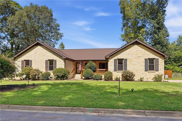 1132 CORDOVA CT, VIRGINIA BEACH, VA 23456 - Image 82d4fdef86fdae9fa88f8ed7ba0d4f4a/1680756615