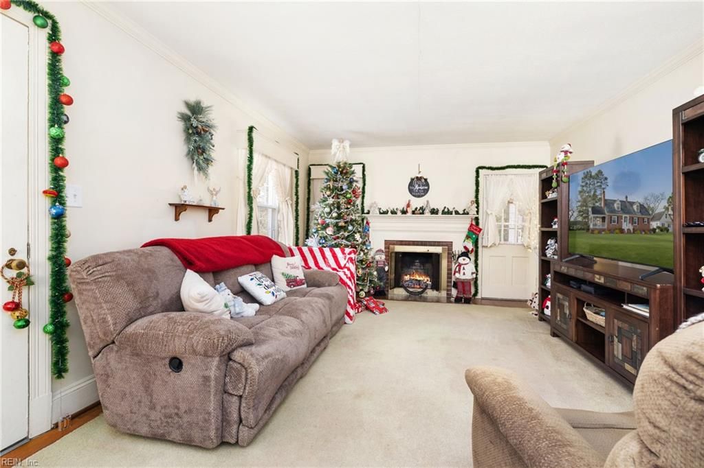 Photo of 421 Laurel Street, Emporia, VA 23847 (MLS # 10614081)