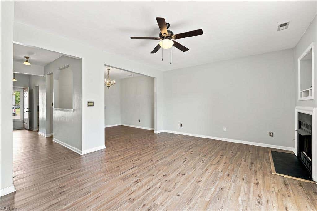 Photo of 11 Tidal Court, Portsmouth, VA 23703 (MLS # 10645693)