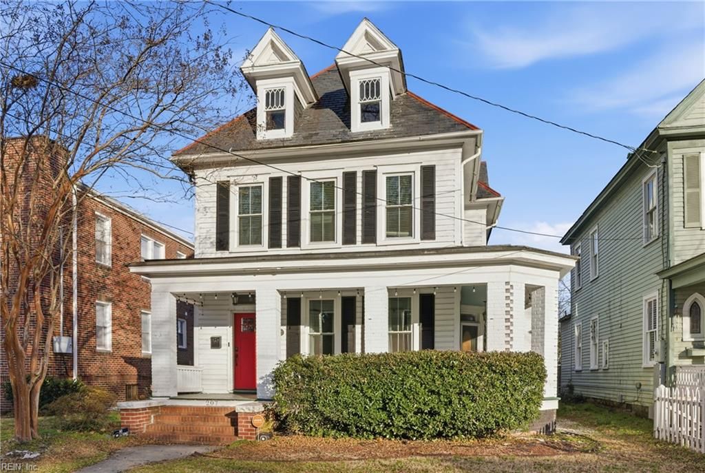 Photo of 207 Maryland Avenue, Portsmouth, VA 23703 (MLS # 10617983)