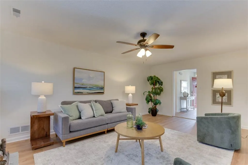 Virginia Beach, Virginia 23464, United States, 4 Bedrooms Bedrooms, ,2 BathroomsBathrooms,Residential,Active,194984