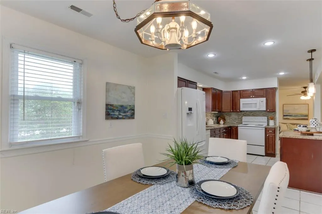 Virginia Beach, Virginia 23464, United States, 4 Bedrooms Bedrooms, ,2 BathroomsBathrooms,Residential,Active,194984