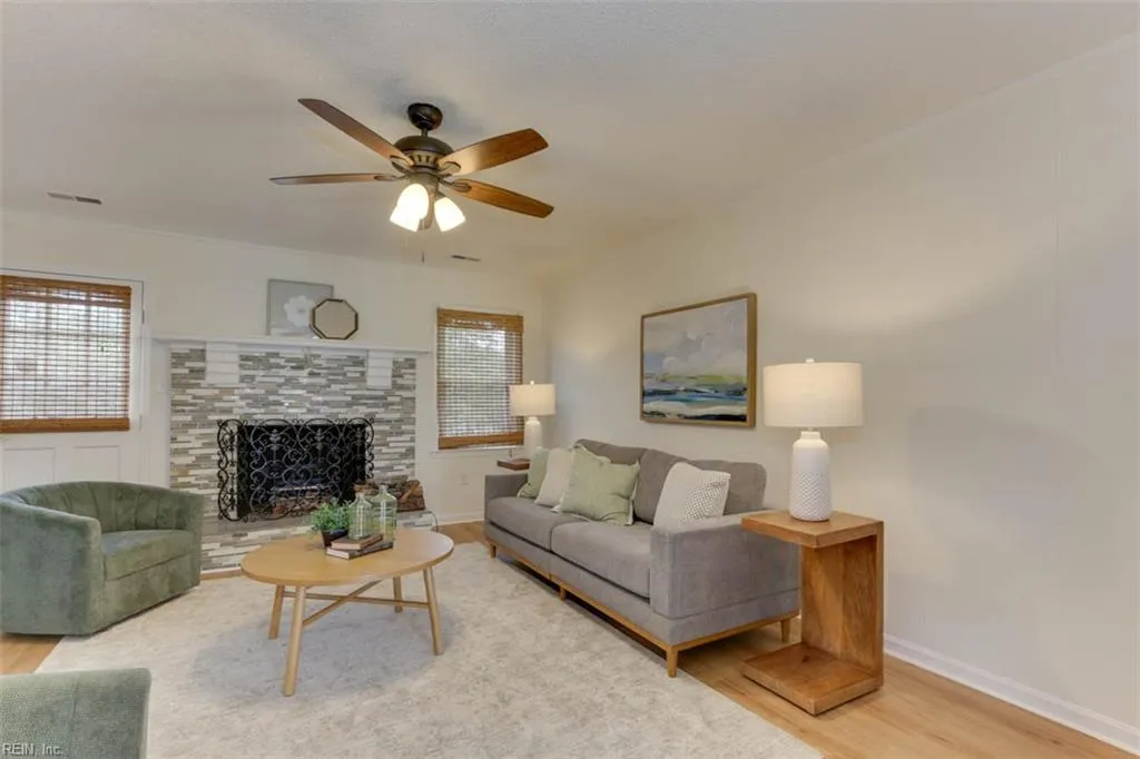 Virginia Beach, Virginia 23464, United States, 4 Bedrooms Bedrooms, ,2 BathroomsBathrooms,Residential,Active,194984