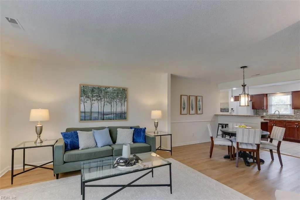 Virginia Beach, Virginia 23464, United States, 4 Bedrooms Bedrooms, ,2 BathroomsBathrooms,Residential,Active,194984