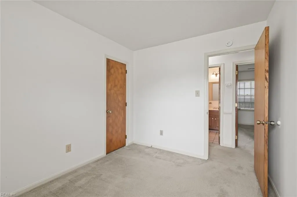 Hampton, Virginia 23666, United States, 3 Bedrooms Bedrooms, ,2 BathroomsBathrooms,Residential,Active,155758