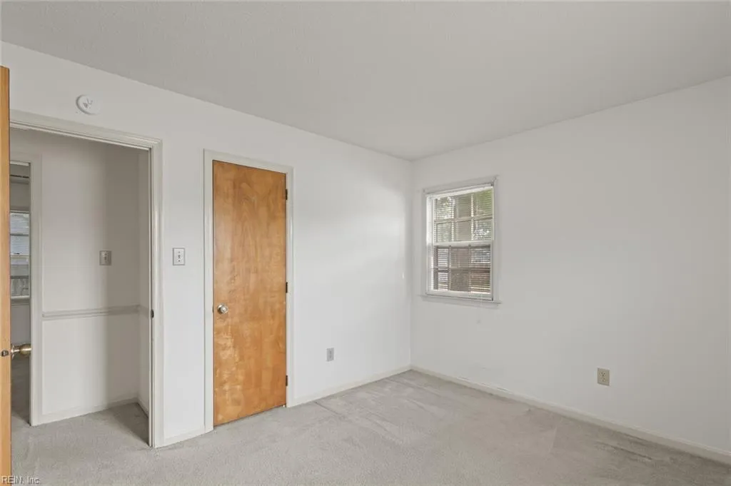 Hampton, Virginia 23666, United States, 3 Bedrooms Bedrooms, ,2 BathroomsBathrooms,Residential,Active,155758