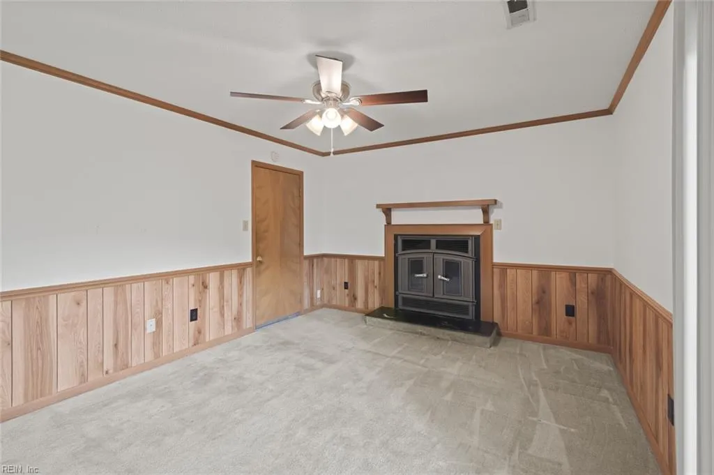 Hampton, Virginia 23666, United States, 3 Bedrooms Bedrooms, ,2 BathroomsBathrooms,Residential,Active,155758