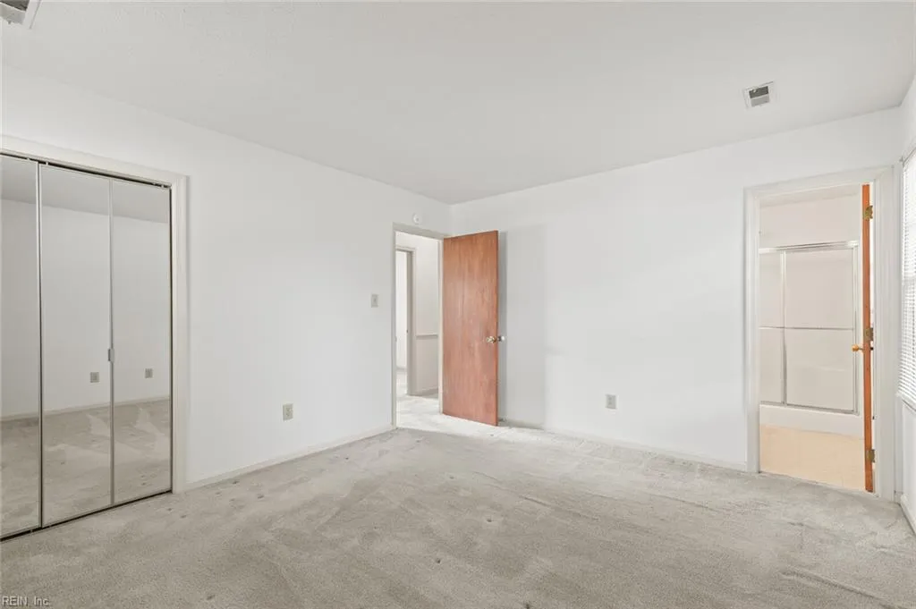 Hampton, Virginia 23666, United States, 3 Bedrooms Bedrooms, ,2 BathroomsBathrooms,Residential,Active,155758