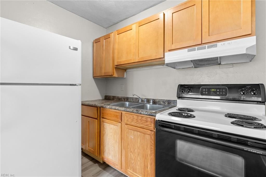 Photo of 200 Pullman Avenue #1, Portsmouth, VA 23703 (MLS # 10614107)