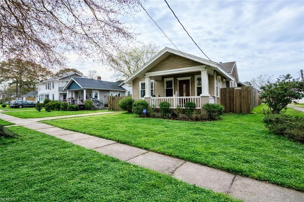 Photo of 319 Forrest Avenue, Norfolk, VA 23505 (MLS # 10625531)