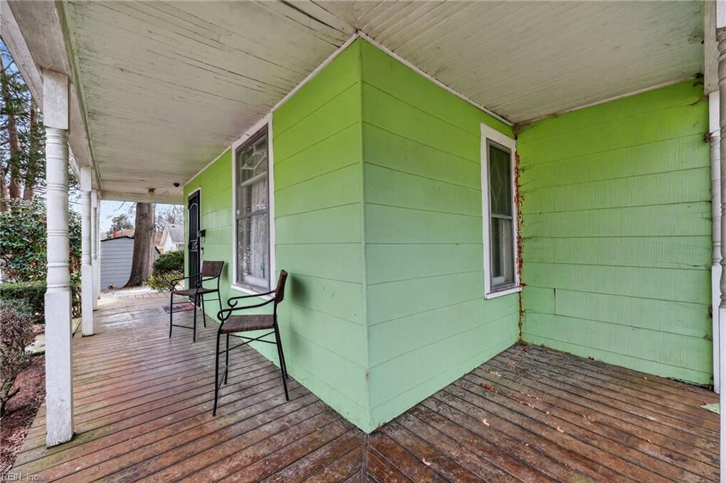 Photo of 412 Park Avenue Avenue, Emporia, VA 23847 (MLS # 10617120)