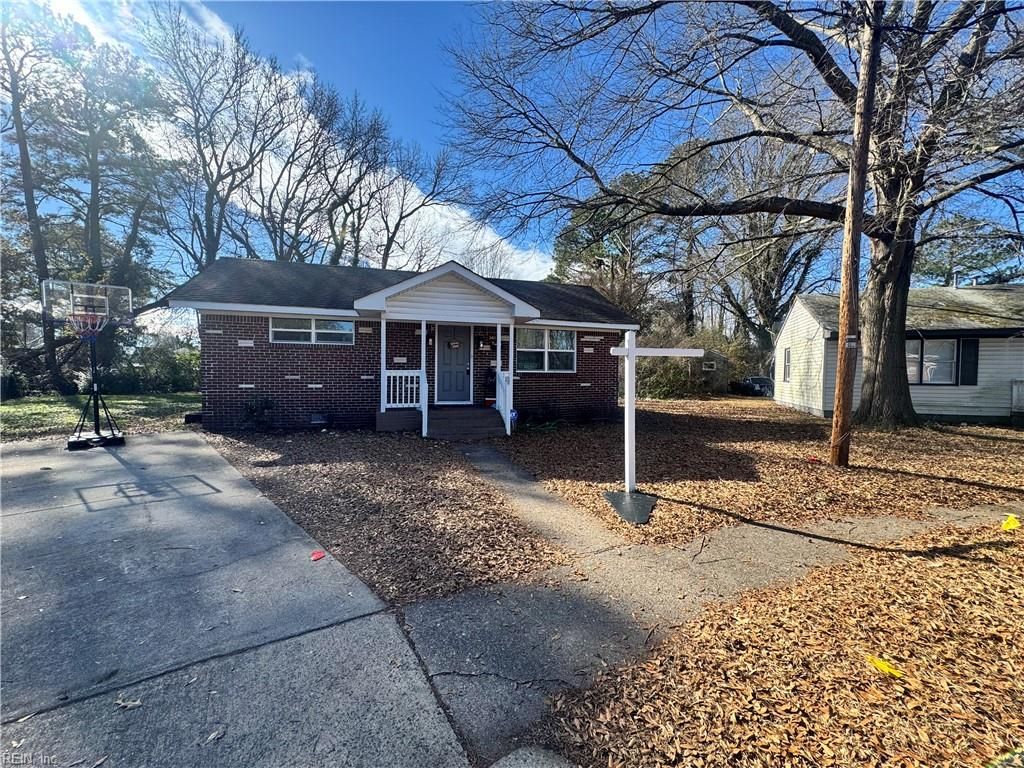 Photo of 3411 Woodstock Street, Portsmouth, VA 23701 (MLS # 10617563)