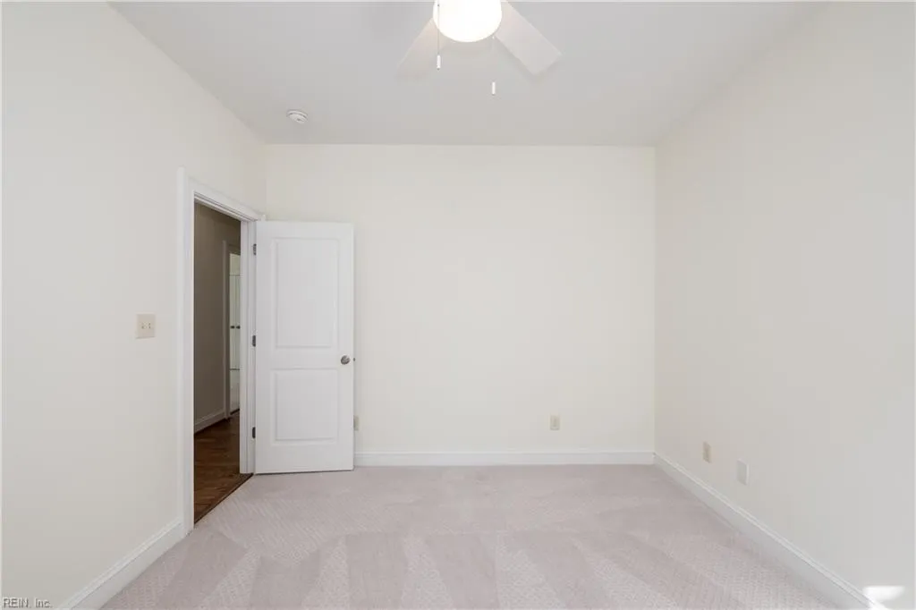 Virginia Beach, Virginia 23451, United States, 5 Bedrooms Bedrooms, ,4 BathroomsBathrooms,Residential,Active,99767