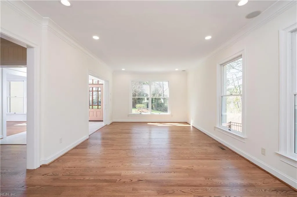 Virginia Beach, Virginia 23451, United States, 5 Bedrooms Bedrooms, ,4 BathroomsBathrooms,Residential,Active,99767