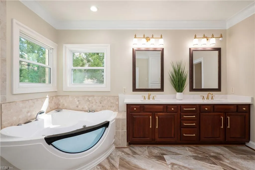 Virginia Beach, Virginia 23451, United States, 5 Bedrooms Bedrooms, ,4 BathroomsBathrooms,Residential,Active,99767