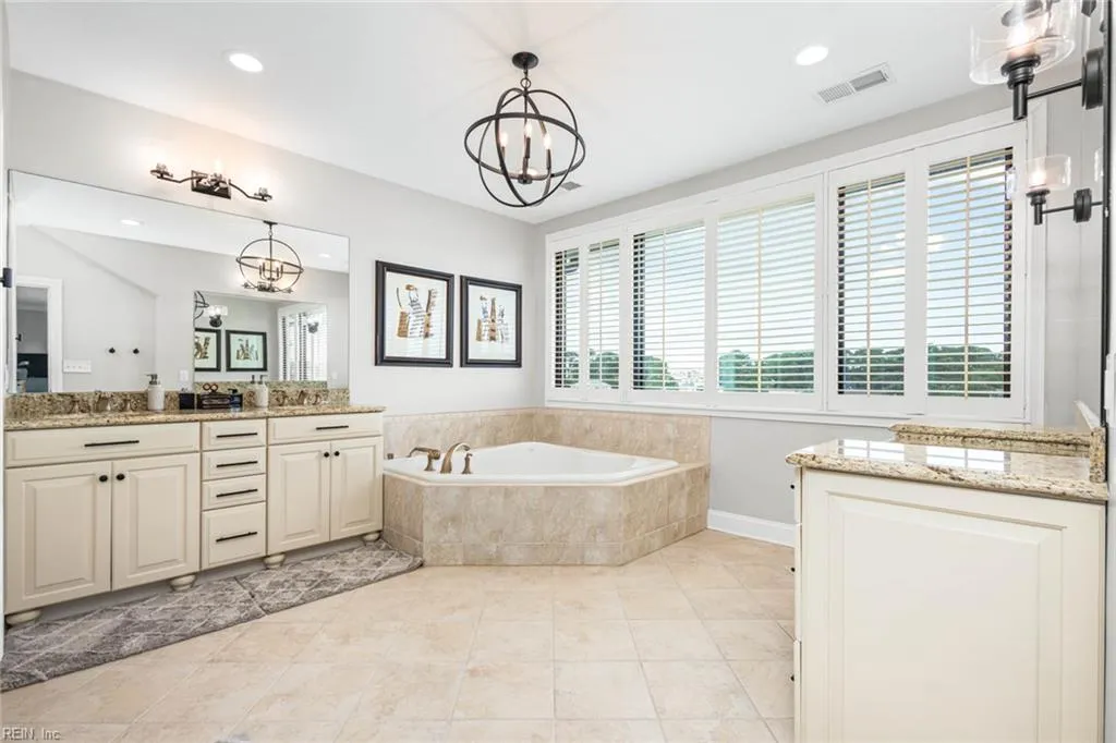 Virginia Beach, Virginia 23454, United States, 6 Bedrooms Bedrooms, ,6 BathroomsBathrooms,Residential,Active,174182