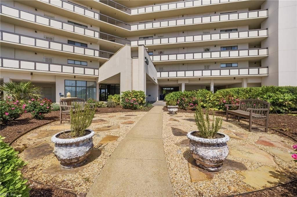 Photo of 2830 Shore Drive #801, Virginia Beach, VA 23451 (MLS # 10631744)