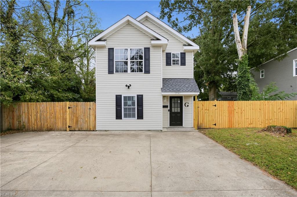Photo of 3917 Deep Creek Boulevard, Portsmouth, VA 23702 (MLS # 10657640)