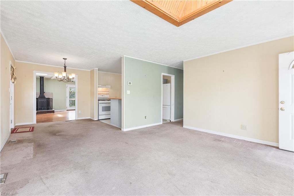 Photo of 146 Lynnhaven Drive, Hampton, VA 23666 (MLS # 10626594)