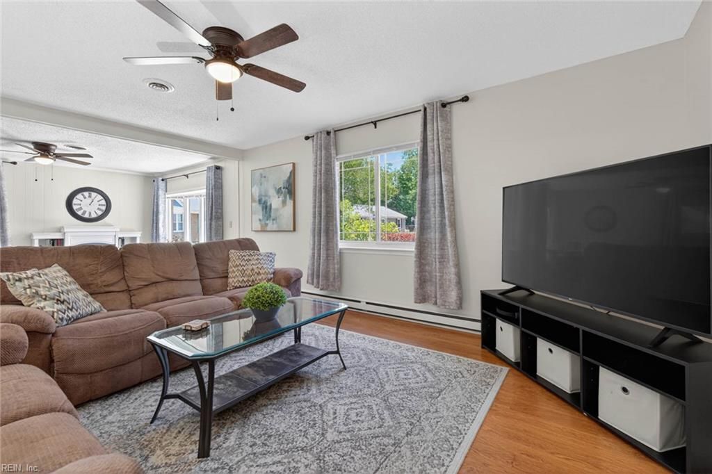 Photo of 1117 Camelot Court, Chesapeake, VA 23323 (MLS # 10635113)