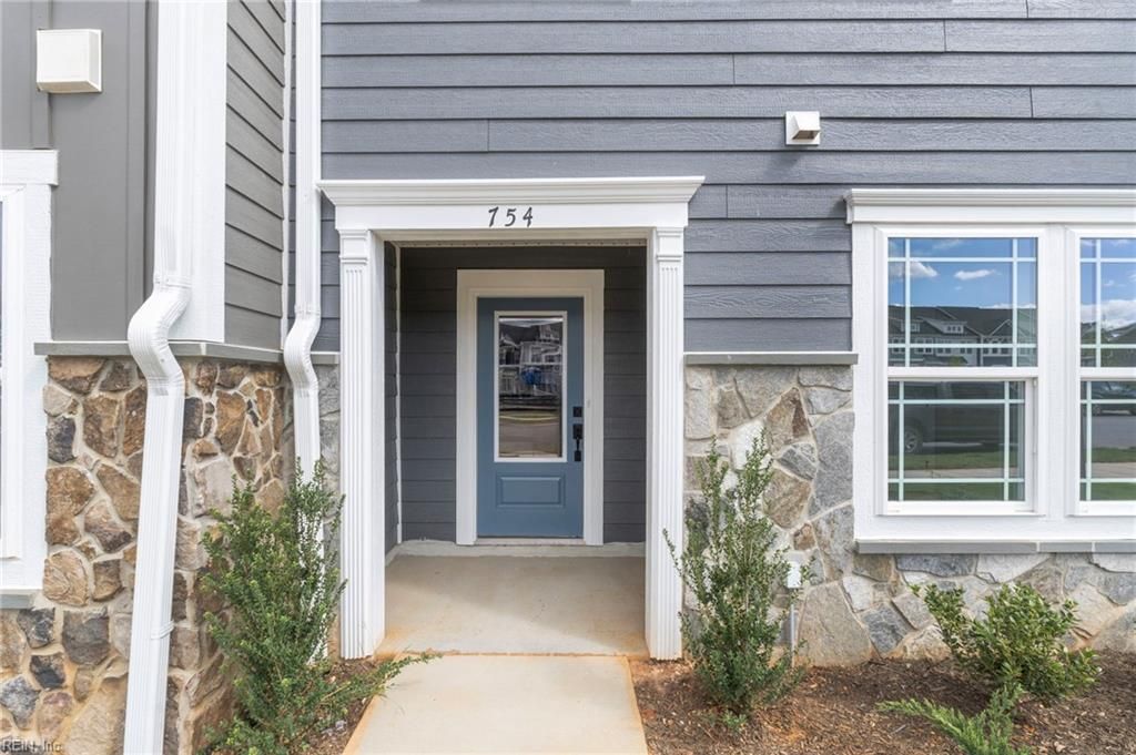 Photo of 6 Bracewell Lane, Yorktown, VA 23692 (MLS # 10620472)