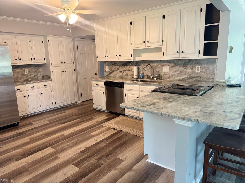 401 Midlothian SQ