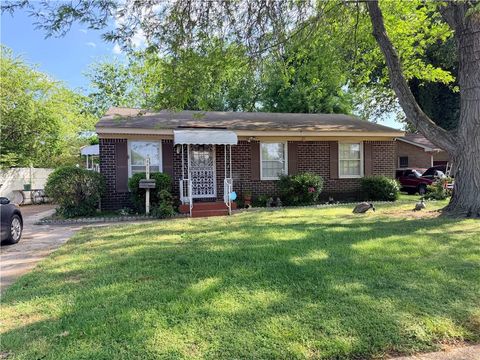 Photo of 2819 Chancellor Street, Portsmouth, VA 23707 (MLS # 10631218)