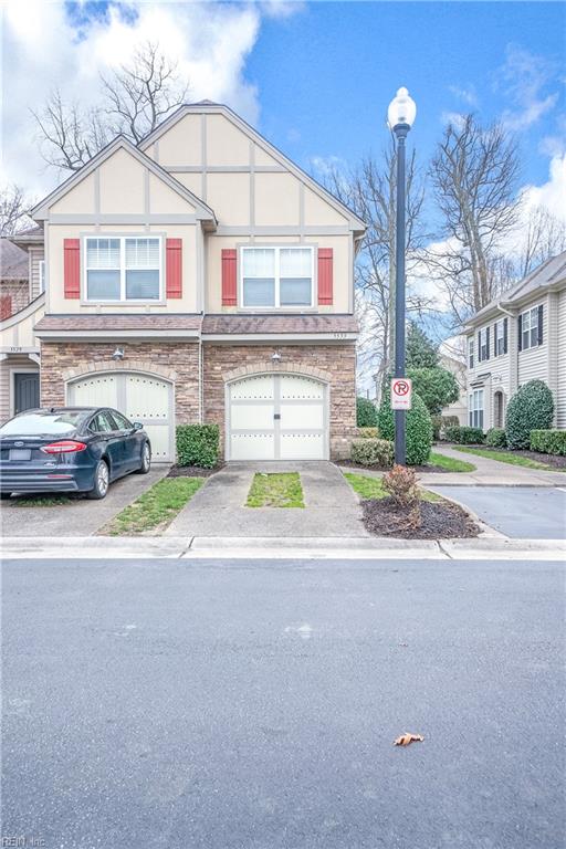 5533 Frog Pond LN