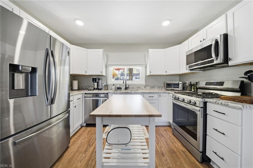 Photo of 504 Kingston Drive, Virginia Beach, VA 23452 (MLS # 10613352)